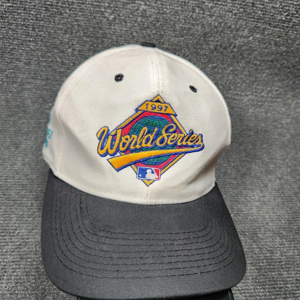 Vintage 1997 World Series Florida Marlins Logo 7 Snapback Hat White Black MLB 90